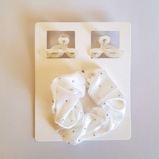 Scrunchy Bow Set - White